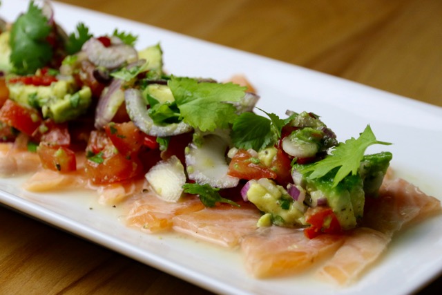 Ceviche mit Avocado